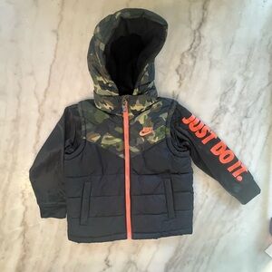 Nike Boys Camo Puffer Jacket Coat Size 6